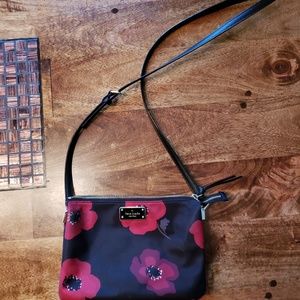 Kate Spade Poppy Purse